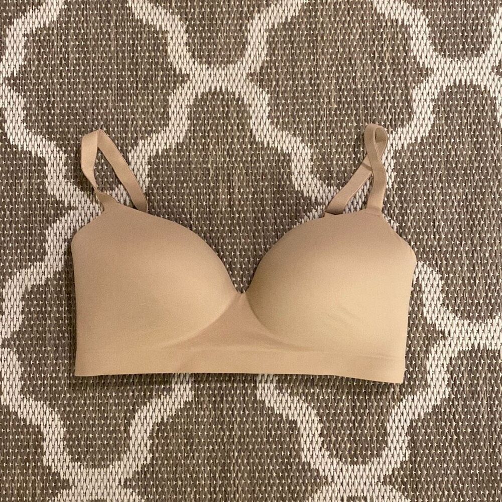 Soma Enbliss wireless bra, size 36DD